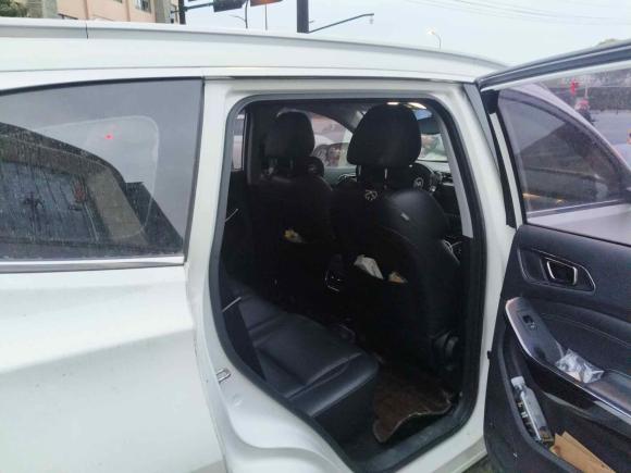 [杭州·皖S] 二手奇瑞瑞虎82018款 1.5TCI 手动尊贵型 5座