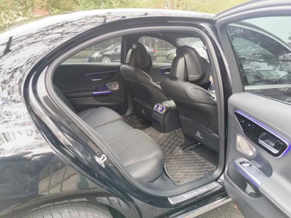 [上海·鄂W] 二手奔驰奔驰C级2024款 C 260 L