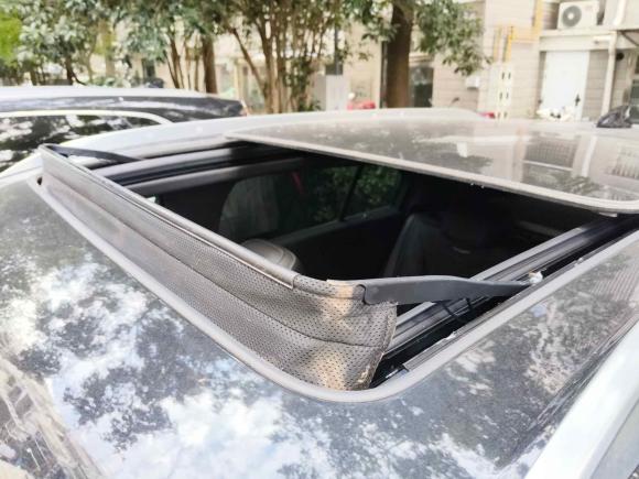 [南通·苏F] 二手凯迪拉克凯迪拉克XT42018款 28T 两驱豪华型