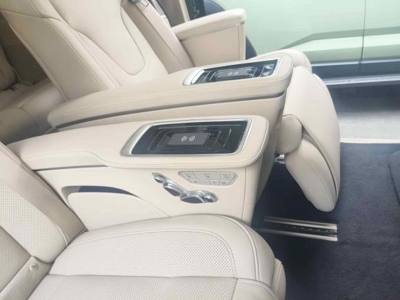 [成都·川G] 二手奔驰奔驰V级2022款 V 260 L 长轴距豪华版