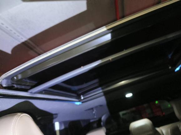 [杭州·浙A] 二手标致标致50082017款 380THP 7座豪华GT版