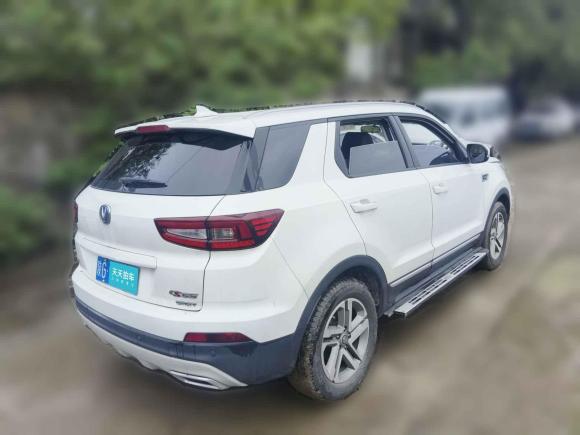 [上海·陕G] 二手长安长安CS552017款 1.5T 手动炫色型