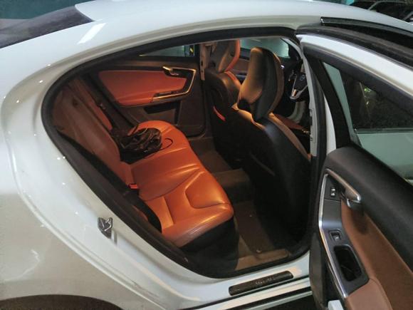 [成都·川A] 二手沃尔沃沃尔沃S602014款 S60L 2.0T 智进版