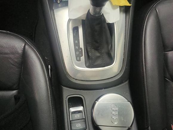 [温州·浙C] 二手奥迪奥迪Q32016款 30 TFSI 典藏版 舒享型