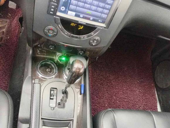 [杭州·浙A] 二手双龙雷斯特2011款 2.7T 四驱豪华导航版