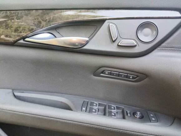 [深圳·粤S] 二手凯迪拉克凯迪拉克CT62022款 28T 豪华型