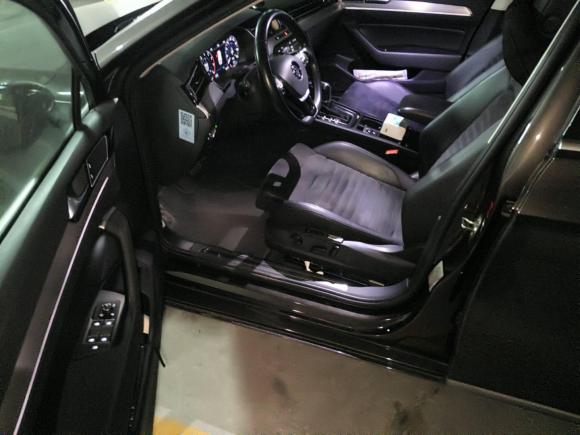 [南京·苏A] 二手大众蔚揽2017款 380TSI 两驱畅行版