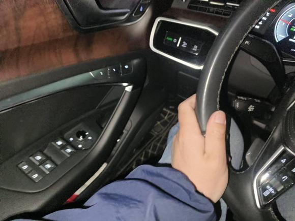 [合肥·皖A] 二手奥迪奥迪A6L2023款 45 TFSI quattro 臻选动感型