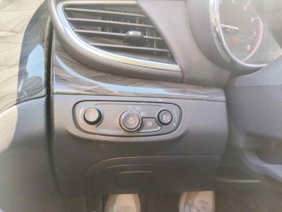 [武汉·鄂A] 二手别克昂科拉2016款 18T 自动两驱都市领先型