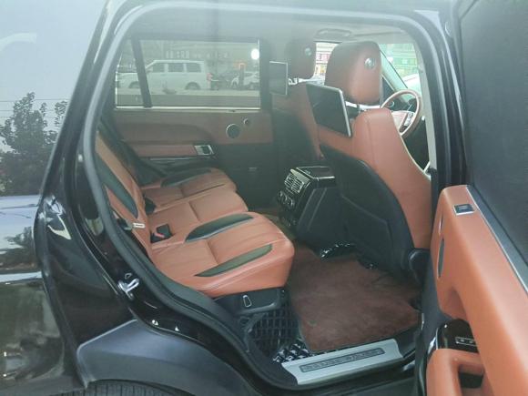 [济南·鲁A] 二手路虎揽胜2014款 3.0 SC V6 Vogue SE 创世加长版