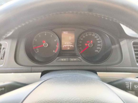 [上海·沪C] 二手大众朗逸2017款 1.6L 手动风尚版