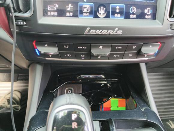 [武汉·鄂A] 二手玛莎拉蒂Levante2016款 3.0T 标准型