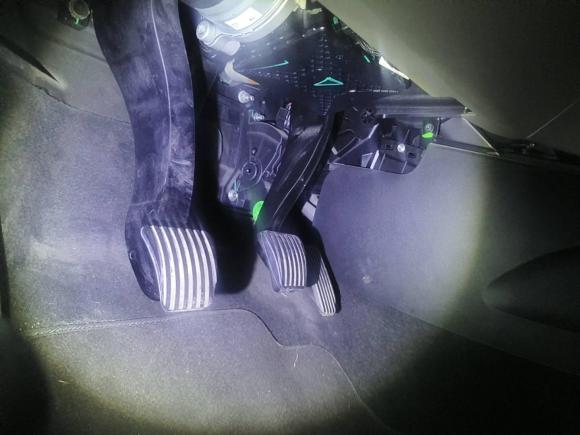 [杭州·浙A] 二手别克英朗2016款 15N 手动豪华型