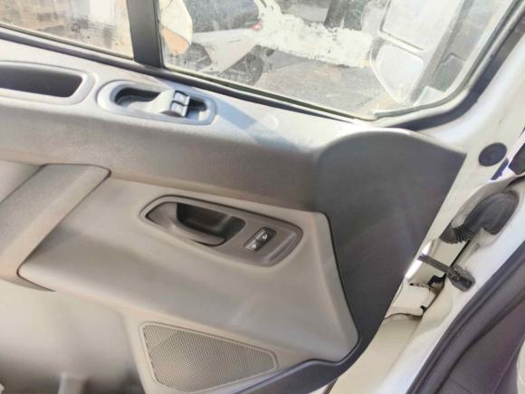 [苏州·苏E] 二手福特全顺2017款 2.0T柴油多功能商用车中轴中顶国IV