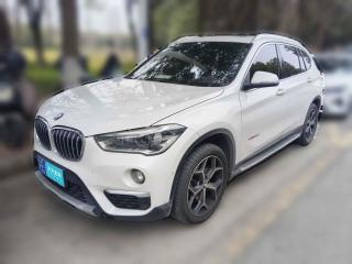宝马宝马X12016款 sDrive20Li 豪华型