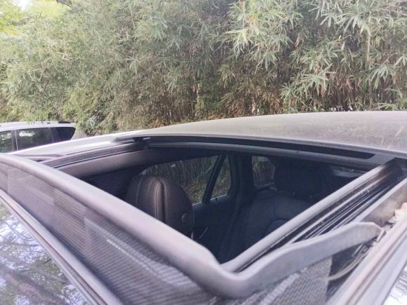 [南京·苏A] 二手奔驰奔驰GLC2017款 GLC 260 4MATIC 动感型