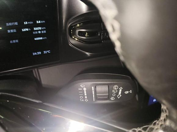 [深圳·粤B] 二手蔚来蔚来ES82022款 100kWh 六座版