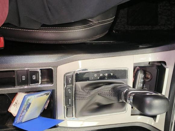 [广州·粤A] 二手荣威荣威RX5新能源2019款 eRX5 50T 互联网超越旗舰版