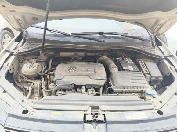 [济南·鲁A] 二手大众途观L2017款 330TSI 自动两驱豪华版