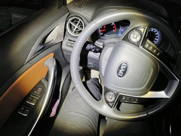 [成都·川A] 二手比亚迪宋2016款 1.5TI 手动豪华型