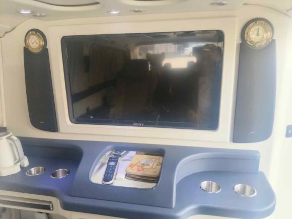 [武汉·鄂W] 二手奔驰威霆2011款 2.5L 7座行政版