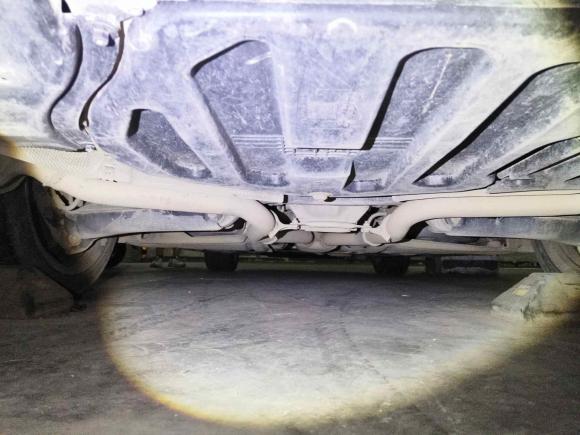 [济南·鲁A] 二手奔驰奔驰E级2015款 改款 E 260 L 运动型