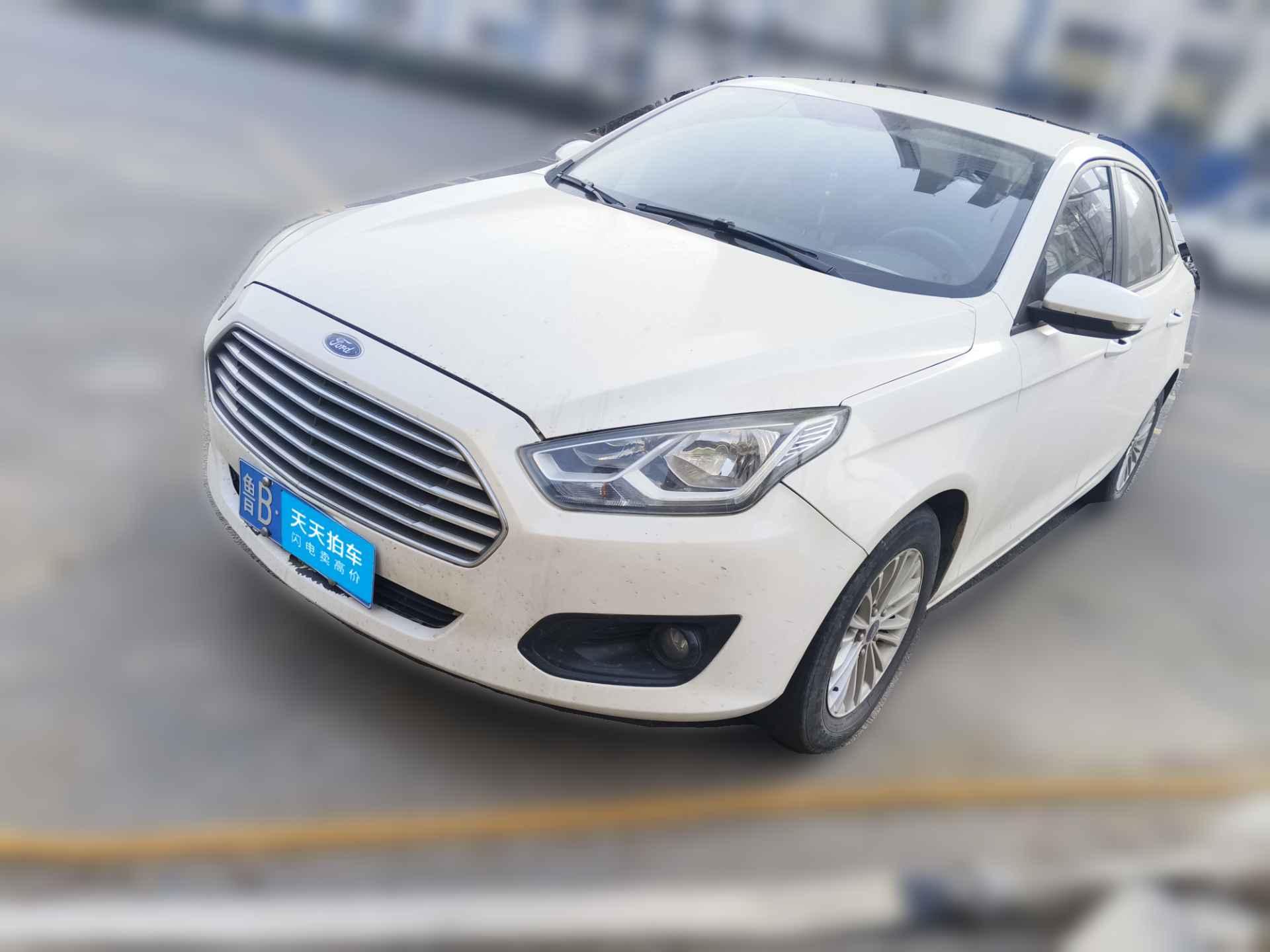 [青岛·鲁B] 福特福睿斯2015款 1.5L 自动舒适型