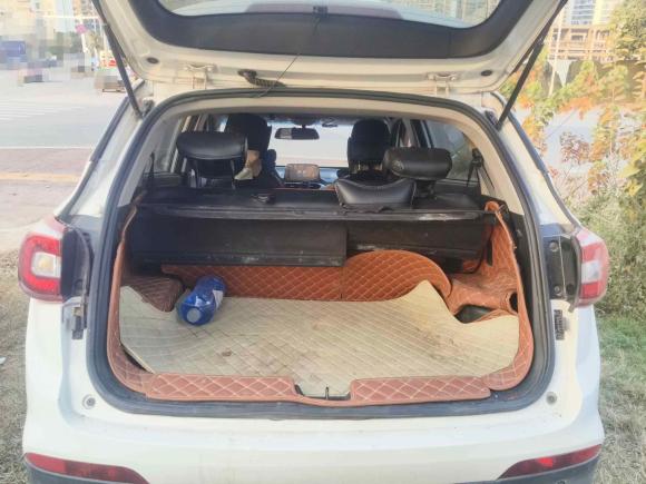 [武汉·鄂A] 二手宝骏宝骏5102017款 1.5L 自动豪华型