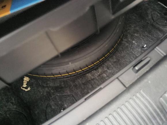 [上海·沪C] 二手名爵名爵HS2018款 30T 自动两驱Trophy荷尔蒙燃情版 国V