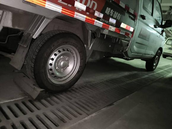 [上海·浙A] 二手五菱汽车五菱荣光新卡2019款 1.5L双排国VI L3C