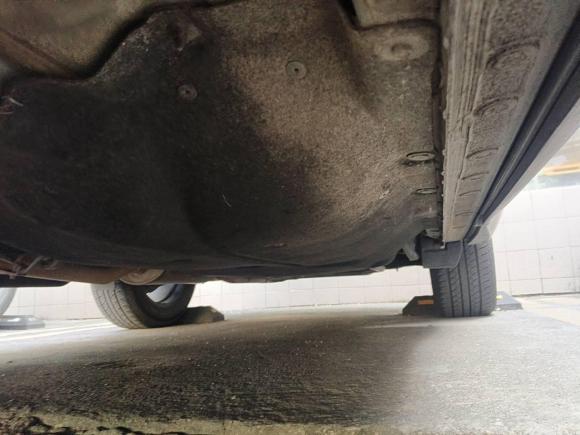 [深圳·粤B] 二手本田本田CR-V2017款 240TURBO CVT四驱尊贵版