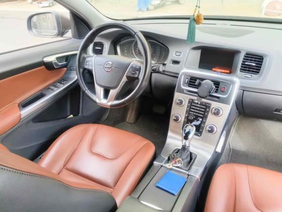 [无锡·苏B] 二手沃尔沃沃尔沃S602019款 S60L T3 智进版