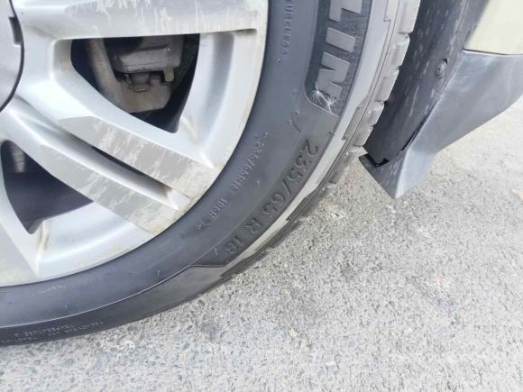 [上海·沪A] 二手凯迪拉克凯迪拉克SRX2013款 3.0L 精英型