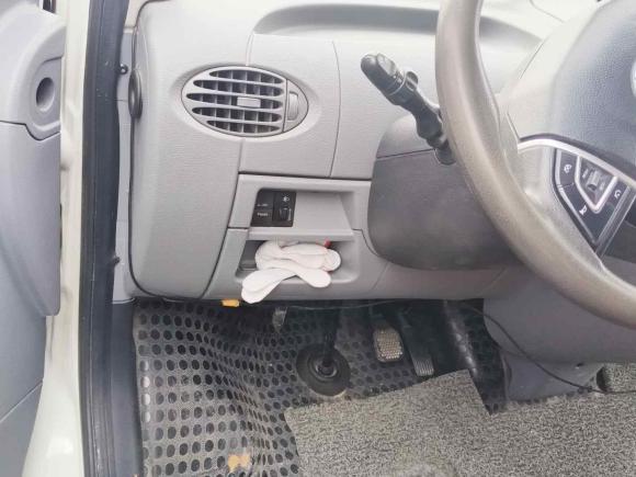 [湖州·浙E] 二手上汽大通MAXUS新途V802019款 2.5T经典款AMT傲运通改款短轴超低顶5/6座