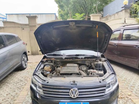 [武汉·鄂A] 二手大众朗逸2015款 1.6L 自动风尚版