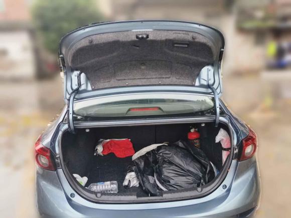 [佛山·粤E] 二手马自达马自达3 昂克赛拉2016款 三厢 2.0L 自动运动型