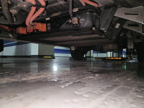 [义乌·浙G] 二手长安跨越跨越星V7 EV2024款 251km 对开门豪华型 6座