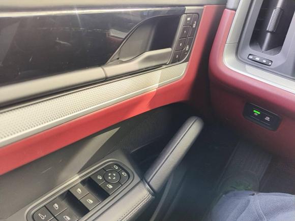 [上海·沪D] 二手保时捷Cayenne2024款 Cayenne Coupé 3.0T