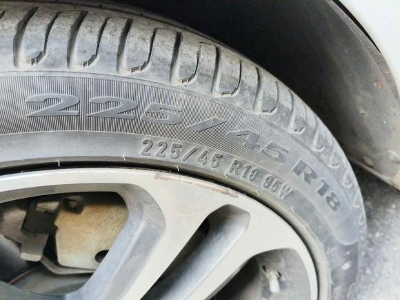 [成都·云A] 二手捷豹捷豹XEL2020款 2.0T 200PS R-DYNAMIC S进取运动版