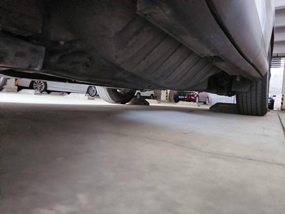 [广州·粤A] 二手本田本田CR-V2016款 2.0L 两驱都市版