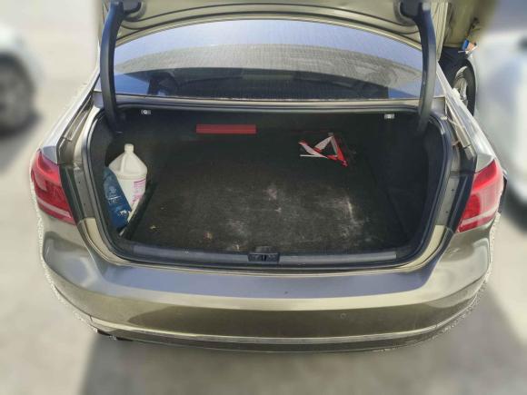 [上海·沪M] 二手大众帕萨特2011款 1.8TSI DSG御尊版