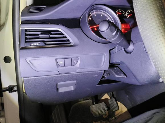 [成都·川A] 二手标致标致5082013款 2.0L 两周年纪念 自动天窗经典版