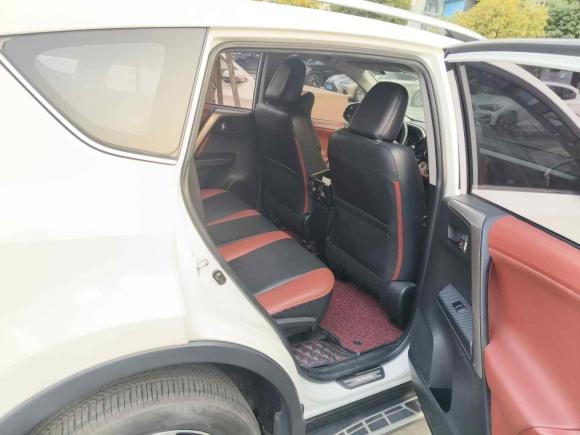 [成都·川A] 二手丰田RAV4荣放2013款 2.5L 自动四驱尊贵版