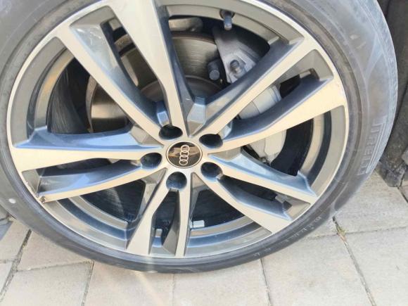 [济南·鲁A] 二手奥迪奥迪A6L2022款 40 TFSI 豪华动感型