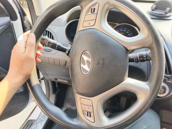 [南通·苏M] 二手现代北京现代ix352015款 2.0L 自动两驱舒适型 国V