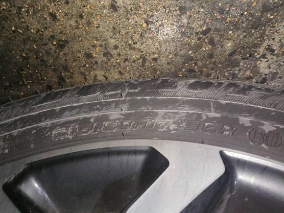 [南京·苏L] 二手丰田锋兰达2024款 2.0L 智能电混双擎 豪华版