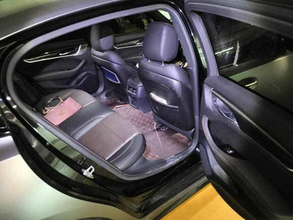 [济南·鲁A] 二手凯迪拉克凯迪拉克CT52020款 28T 铂金运动版