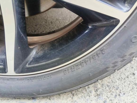 [无锡·苏B] 二手奔驰奔驰GLA2017款 GLA 200 动感型