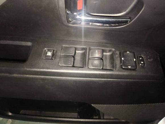 [广州·粤A] 二手马自达马自达52013款 2.0L 自动舒适型