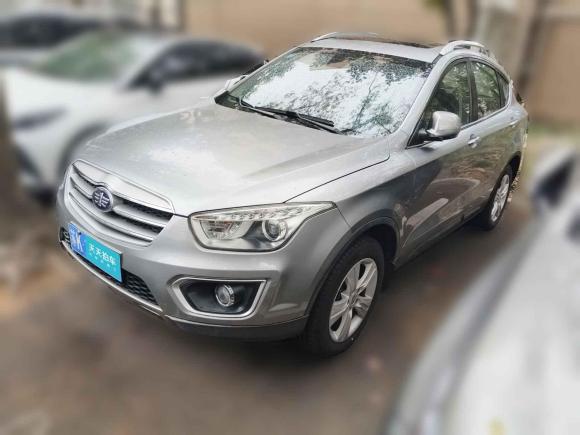 [上海·苏K] 二手奔腾奔腾X802015款 1.8T 自动豪华型